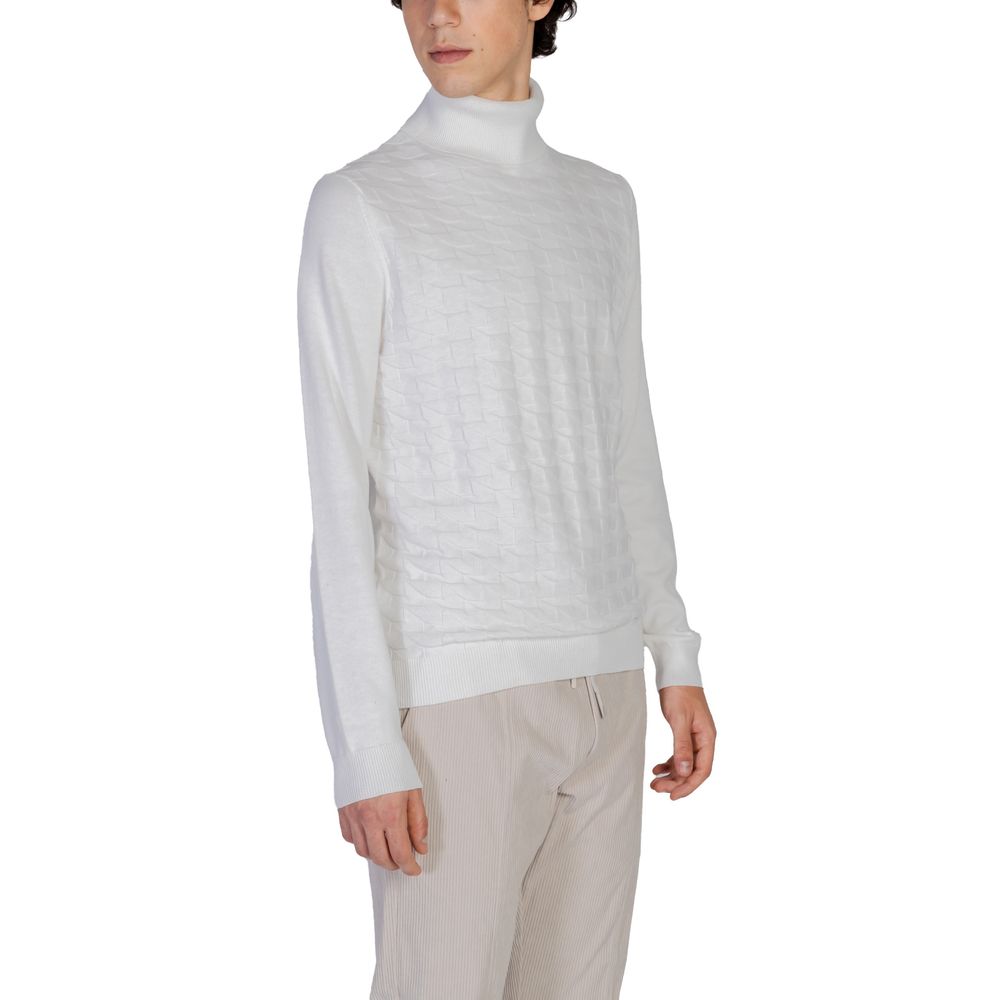White Cotton Turtleneck
